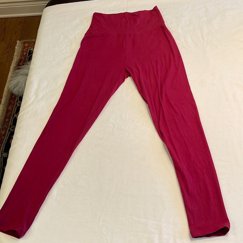 magenta Leggings